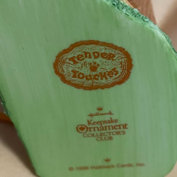 Farmer's Market Tender Touches and Bunny with Ice Cream Tender Touches Figurine - Picture 5 of 6